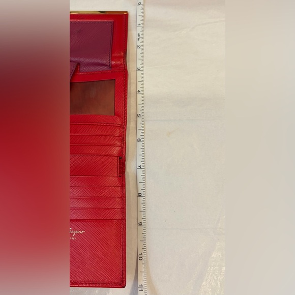 ❤️🩷SALVATORE FERRAGAMO
MEASUREMENTS IN PHOTOS 
FEEL FREE TO ASK QUESTIONS-EUC🩷❤️ - Picture 14 of 14